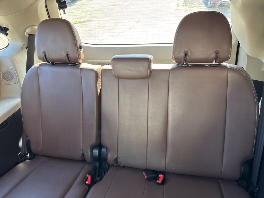 2017 Toyota Sienna Limited Premium FWD 7-Passenger, available for sale in Waterbury, Connecticut | National Auto Brokers, Inc.. Waterbury, Connecticut 2017 Toyota Sienna Limited Premium FWD 7-Passenger, available for sale in Waterbury, Connecticut | National Auto Brokers, Inc.. Waterbury, Connecticut