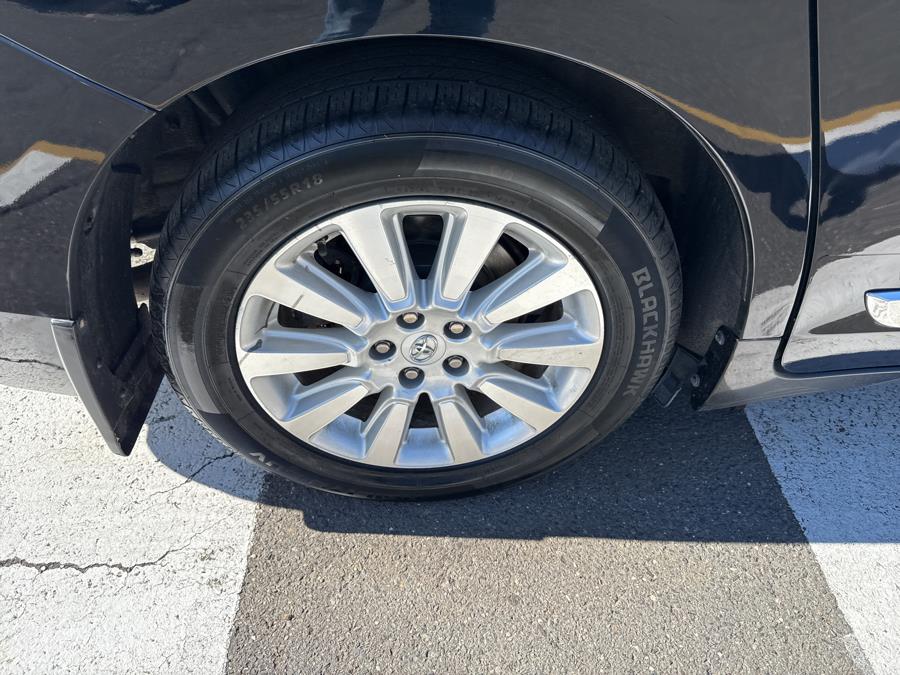 2017 Toyota Sienna Limited Premium FWD 7-Passenger, available for sale in Waterbury, Connecticut | National Auto Brokers, Inc.. Waterbury, Connecticut 2017 Toyota Sienna Limited Premium FWD 7-Passenger, available for sale in Waterbury, Connecticut | National Auto Brokers, Inc.. Waterbury, Connecticut