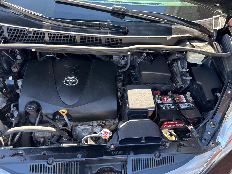 2017 Toyota Sienna Limited Premium FWD 7-Passenger, available for sale in Waterbury, Connecticut | National Auto Brokers, Inc.. Waterbury, Connecticut 2017 Toyota Sienna Limited Premium FWD 7-Passenger, available for sale in Waterbury, Connecticut | National Auto Brokers, Inc.. Waterbury, Connecticut