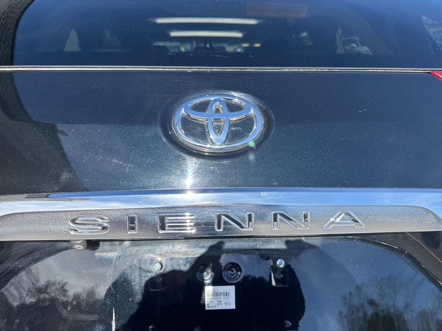 2017 Toyota Sienna Limited Premium FWD 7-Passenger, available for sale in Waterbury, Connecticut | National Auto Brokers, Inc.. Waterbury, Connecticut 2017 Toyota Sienna Limited Premium FWD 7-Passenger, available for sale in Waterbury, Connecticut | National Auto Brokers, Inc.. Waterbury, Connecticut