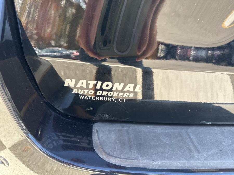 2017 Toyota Sienna Limited Premium FWD 7-Passenger, available for sale in Waterbury, Connecticut | National Auto Brokers, Inc.. Waterbury, Connecticut 2017 Toyota Sienna Limited Premium FWD 7-Passenger, available for sale in Waterbury, Connecticut | National Auto Brokers, Inc.. Waterbury, Connecticut