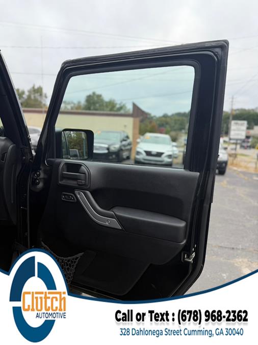 2013 Jeep Wrangler Unlimited 4WD 4dr Rubicon, available for sale in Cumming, Georgia | Clutch Automotive. Cumming, Georgia 2013 Jeep Wrangler Unlimited 4WD 4dr Rubicon, available for sale in Cumming, Georgia | Clutch Automotive. Cumming, Georgia