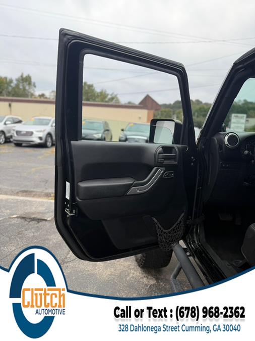 2013 Jeep Wrangler Unlimited 4WD 4dr Rubicon, available for sale in Cumming, Georgia | Clutch Automotive. Cumming, Georgia 2013 Jeep Wrangler Unlimited 4WD 4dr Rubicon, available for sale in Cumming, Georgia | Clutch Automotive. Cumming, Georgia