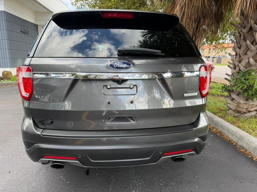 2018 Ford Explorer XLT FWD, available for sale in Hialeah, Florida | The Palm Motors LLC. Hialeah, Florida 2018 Ford Explorer XLT FWD, available for sale in Hialeah, Florida | The Palm Motors LLC. Hialeah, Florida