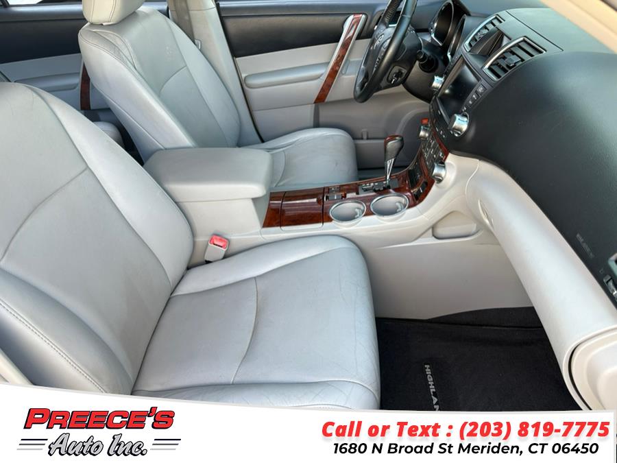 2011 Toyota Highlander 4WD 4dr V6 Limited, available for sale in Meriden, Connecticut | Preeces Auto Inc. Meriden, Connecticut 2011 Toyota Highlander 4WD 4dr V6 Limited, available for sale in Meriden, Connecticut | Preeces Auto Inc. Meriden, Connecticut