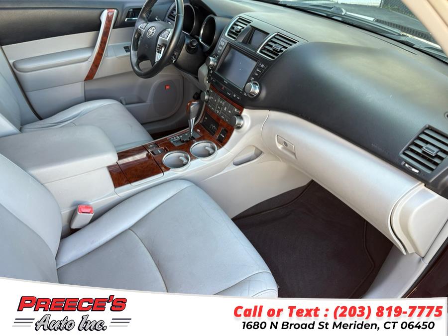 2011 Toyota Highlander 4WD 4dr V6 Limited, available for sale in Meriden, Connecticut | Preeces Auto Inc. Meriden, Connecticut 2011 Toyota Highlander 4WD 4dr V6 Limited, available for sale in Meriden, Connecticut | Preeces Auto Inc. Meriden, Connecticut