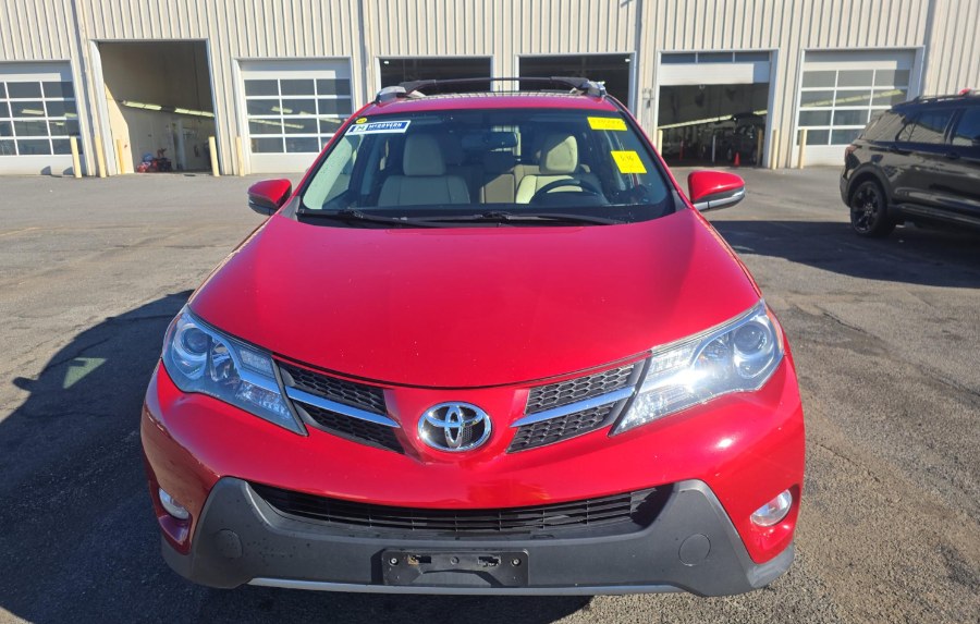 2015 Toyota RAV4 Limited photo 2