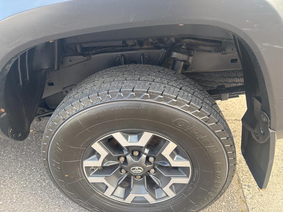 2017 Toyota Tacoma TRD Off Road Double Cab 5'' Bed V6 4x4 AT (Natl), available for sale in Shelton, Connecticut | Center Motorsports LLC. Shelton, Connecticut 2017 Toyota Tacoma TRD Off Road Double Cab 5'' Bed V6 4x4 AT (Natl), available for sale in Shelton, Connecticut | Center Motorsports LLC. Shelton, Connecticut