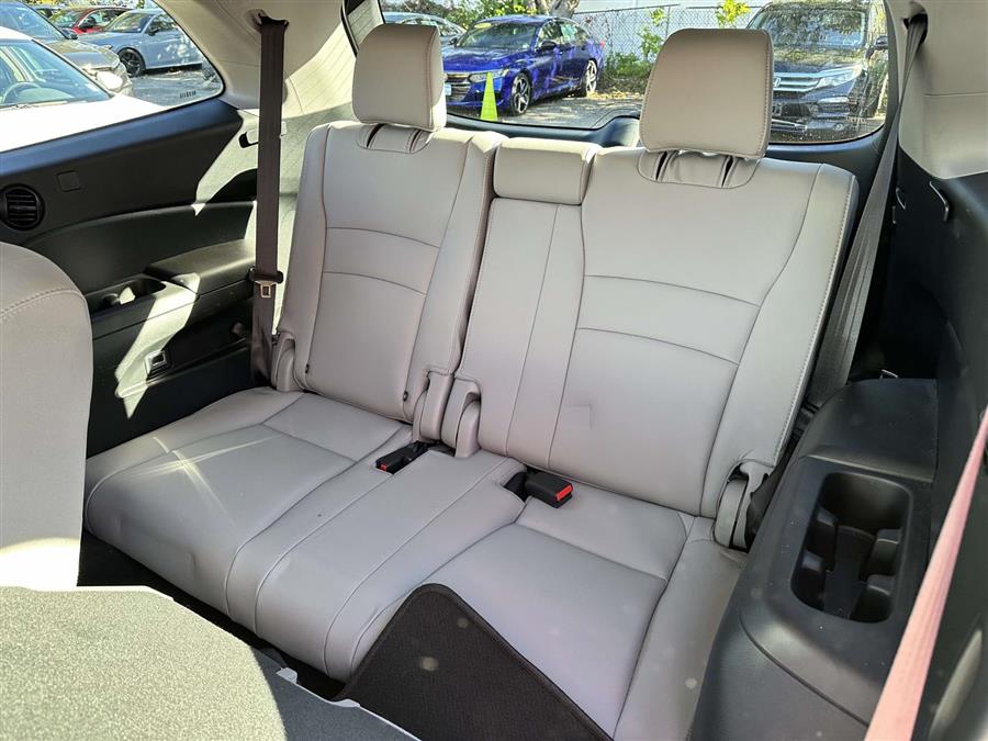 2022 Honda Pilot EX-L, available for sale in Patchogue, New York | Baron Supercenter. Patchogue, New York 2022 Honda Pilot EX-L, available for sale in Patchogue, New York | Baron Supercenter. Patchogue, New York