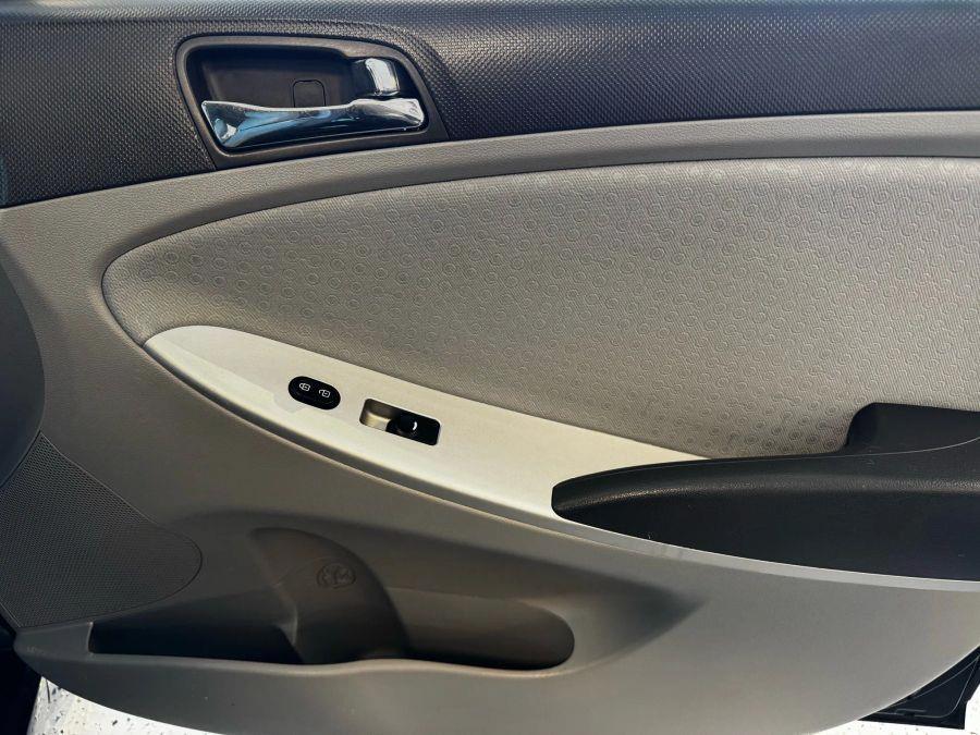 2014 Hyundai Accent SE Hatchback 4D, available for sale in Santa Ana, California | K&T Motor LLC. Santa Ana, California 2014 Hyundai Accent SE Hatchback 4D, available for sale in Santa Ana, California | K&T Motor LLC. Santa Ana, California