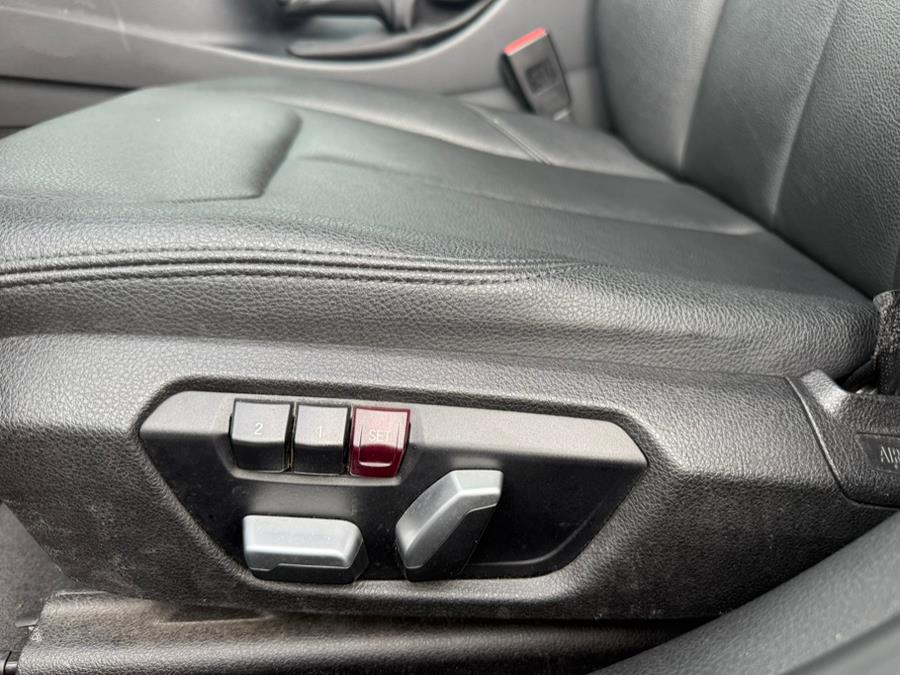 2018 BMW 3 Series 320i xDrive, available for sale in Stratford, Connecticut | Wiz Leasing Inc. Stratford, Connecticut 2018 BMW 3 Series 320i xDrive, available for sale in Stratford, Connecticut | Wiz Leasing Inc. Stratford, Connecticut