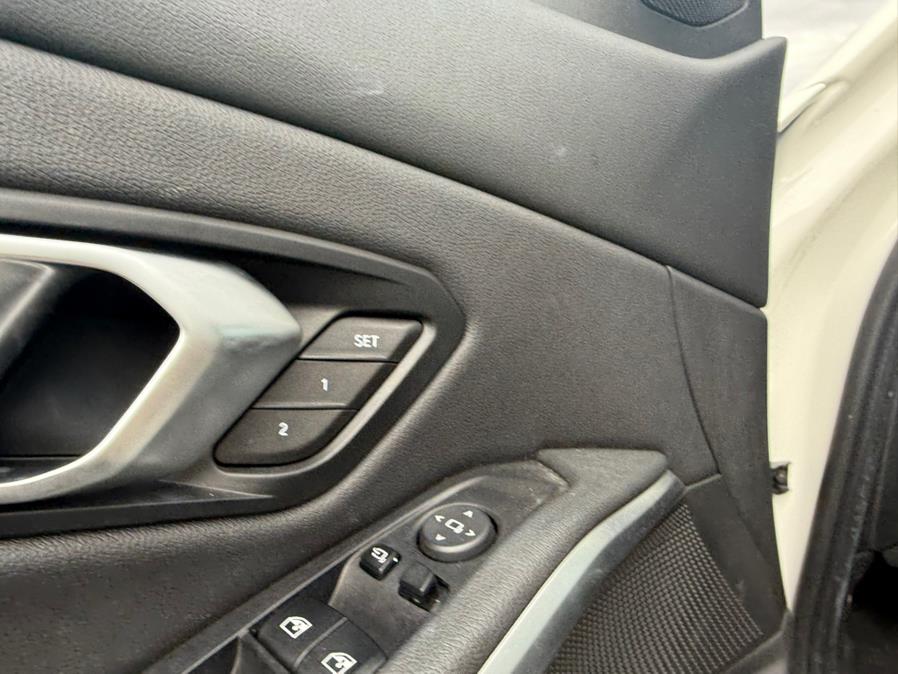 2019 BMW 3 Series 330i xDrive, available for sale in Stratford, Connecticut | Wiz Leasing Inc. Stratford, Connecticut 2019 BMW 3 Series 330i xDrive, available for sale in Stratford, Connecticut | Wiz Leasing Inc. Stratford, Connecticut