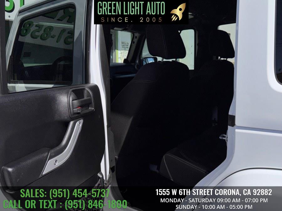 2013 Jeep Wrangler Unlimited 4WD 4dr Sahara, available for sale in Corona, California | Green Light Auto. Corona, California 2013 Jeep Wrangler Unlimited 4WD 4dr Sahara, available for sale in Corona, California | Green Light Auto. Corona, California