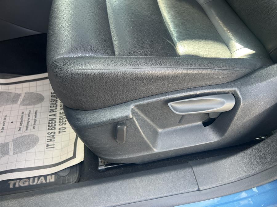 2017 Volkswagen Tiguan S 2.0T S 4MOTION, available for sale in Stamford, Connecticut | Harbor View Auto Sales LLC. Stamford, Connecticut 2017 Volkswagen Tiguan S 2.0T S 4MOTION, available for sale in Stamford, Connecticut | Harbor View Auto Sales LLC. Stamford, Connecticut