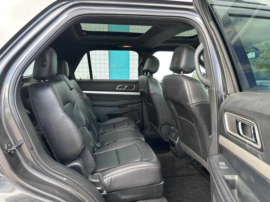 2017 Ford Explorer XLT 4WD, available for sale in Milford, Connecticut | Dealertown Auto Wholesalers. Milford, Connecticut 2017 Ford Explorer XLT 4WD, available for sale in Milford, Connecticut | Dealertown Auto Wholesalers. Milford, Connecticut