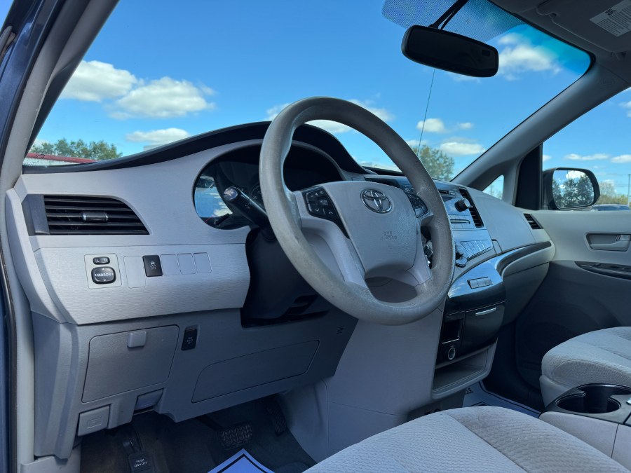 2014 Toyota Sienna 5dr 8-Pass Van V6 LE FWD (Natl), available for sale in Ortonville, Michigan | Marsh Auto Sales LLC. Ortonville, Michigan 2014 Toyota Sienna 5dr 8-Pass Van V6 LE FWD (Natl), available for sale in Ortonville, Michigan | Marsh Auto Sales LLC. Ortonville, Michigan