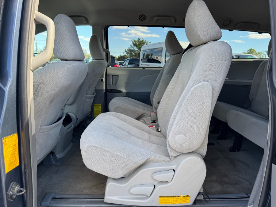 2014 Toyota Sienna 5dr 8-Pass Van V6 LE FWD (Natl), available for sale in Ortonville, Michigan | Marsh Auto Sales LLC. Ortonville, Michigan 2014 Toyota Sienna 5dr 8-Pass Van V6 LE FWD (Natl), available for sale in Ortonville, Michigan | Marsh Auto Sales LLC. Ortonville, Michigan