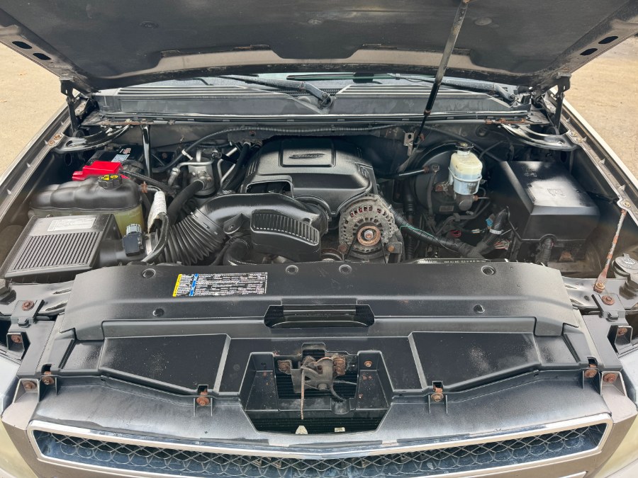 2011 Chevrolet Tahoe 4WD 4dr 1500 LT, available for sale in Ortonville, Michigan | Marsh Auto Sales LLC. Ortonville, Michigan 2011 Chevrolet Tahoe 4WD 4dr 1500 LT, available for sale in Ortonville, Michigan | Marsh Auto Sales LLC. Ortonville, Michigan