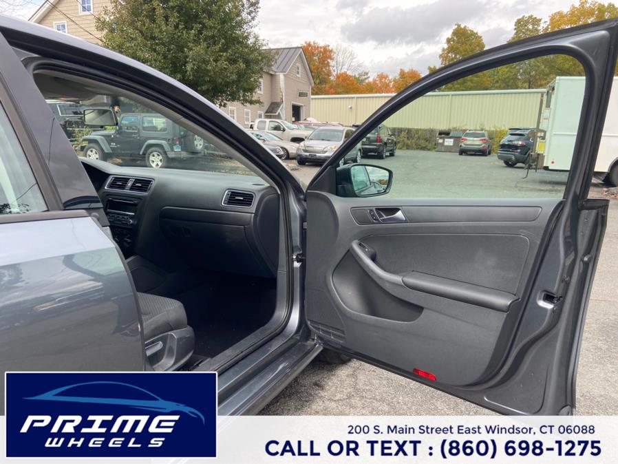 2013 Volkswagen Jetta Sedan 4dr Man S *Ltd Avail*, available for sale in East Windsor, Connecticut | Prime Wheels. East Windsor, Connecticut 2013 Volkswagen Jetta Sedan 4dr Man S *Ltd Avail*, available for sale in East Windsor, Connecticut | Prime Wheels. East Windsor, Connecticut