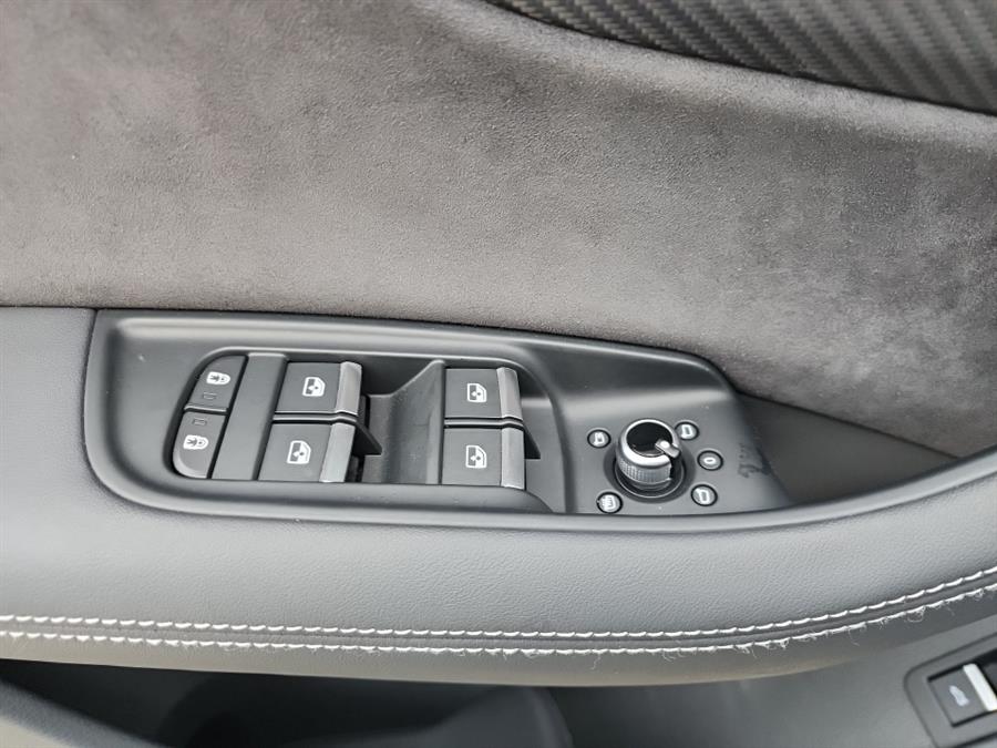 2025 Audi SQ7 Premium Plus 4.0 TFSI quattro, available for sale in Islip, New York | L.I. Auto Gallery. Islip, New York 2025 Audi SQ7 Premium Plus 4.0 TFSI quattro, available for sale in Islip, New York | L.I. Auto Gallery. Islip, New York