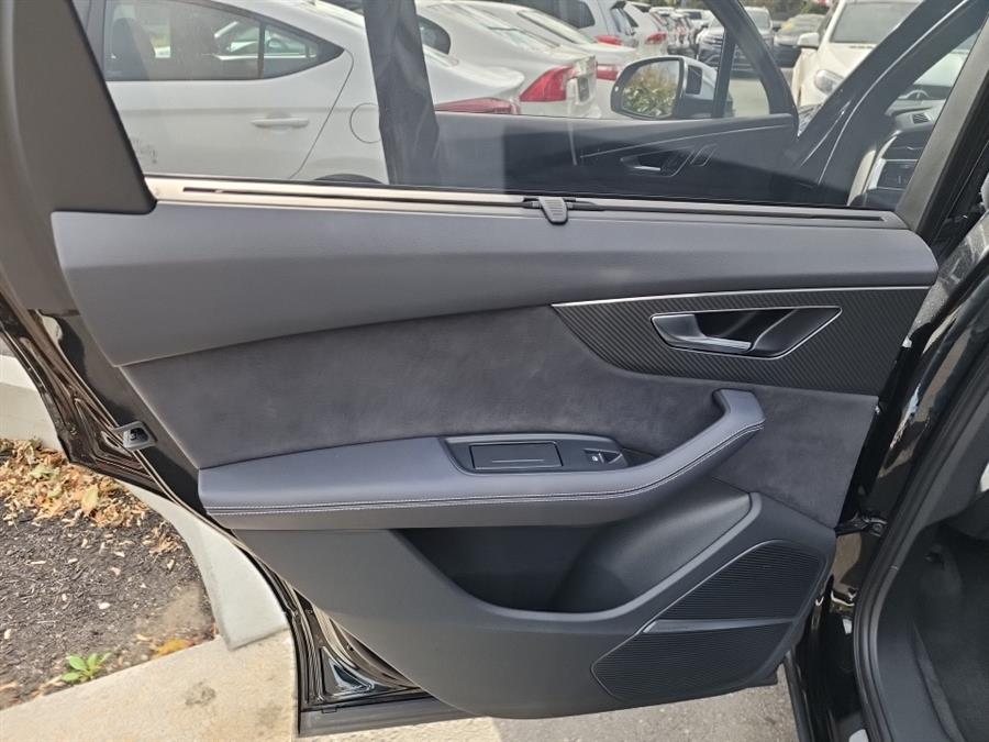2025 Audi SQ7 Premium Plus 4.0 TFSI quattro, available for sale in Islip, New York | L.I. Auto Gallery. Islip, New York 2025 Audi SQ7 Premium Plus 4.0 TFSI quattro, available for sale in Islip, New York | L.I. Auto Gallery. Islip, New York