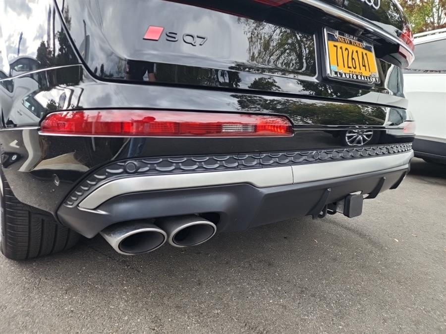2025 Audi SQ7 Premium Plus 4.0 TFSI quattro, available for sale in Islip, New York | L.I. Auto Gallery. Islip, New York 2025 Audi SQ7 Premium Plus 4.0 TFSI quattro, available for sale in Islip, New York | L.I. Auto Gallery. Islip, New York