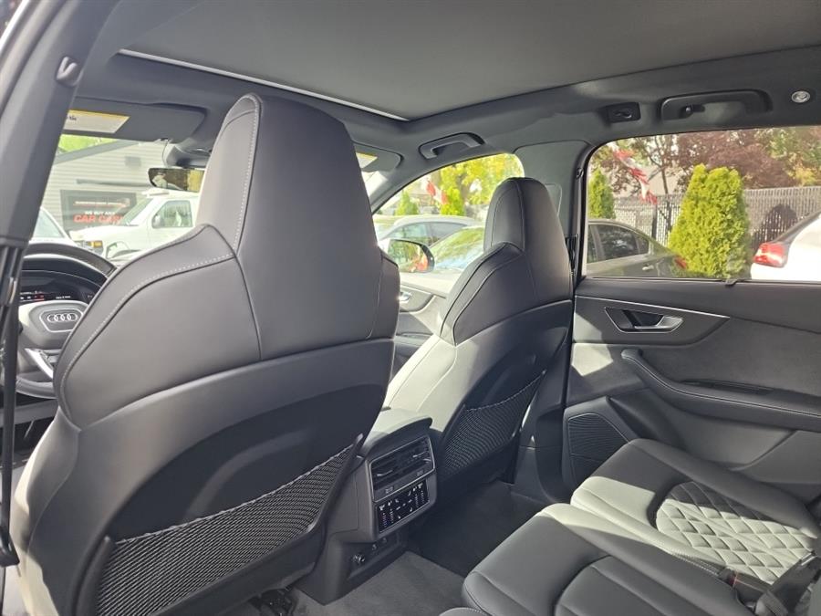 2025 Audi SQ7 Premium Plus 4.0 TFSI quattro, available for sale in Islip, New York | L.I. Auto Gallery. Islip, New York 2025 Audi SQ7 Premium Plus 4.0 TFSI quattro, available for sale in Islip, New York | L.I. Auto Gallery. Islip, New York