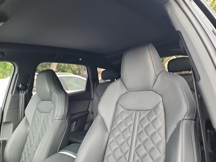 2025 Audi SQ7 Premium Plus 4.0 TFSI quattro, available for sale in Islip, New York | L.I. Auto Gallery. Islip, New York 2025 Audi SQ7 Premium Plus 4.0 TFSI quattro, available for sale in Islip, New York | L.I. Auto Gallery. Islip, New York