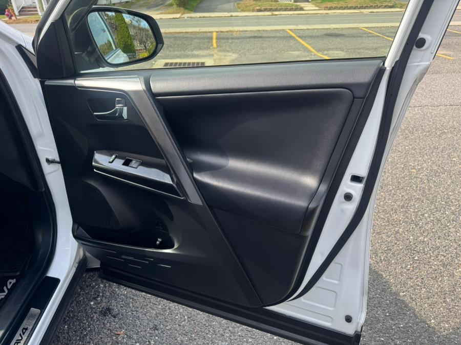 2016 Toyota RAV4 AWD 4dr SE (Natl), available for sale in New Milford, Connecticut | Faustos Auto Body and Repairs LLC. New Milford, Connecticut 2016 Toyota RAV4 AWD 4dr SE (Natl), available for sale in New Milford, Connecticut | Faustos Auto Body and Repairs LLC. New Milford, Connecticut