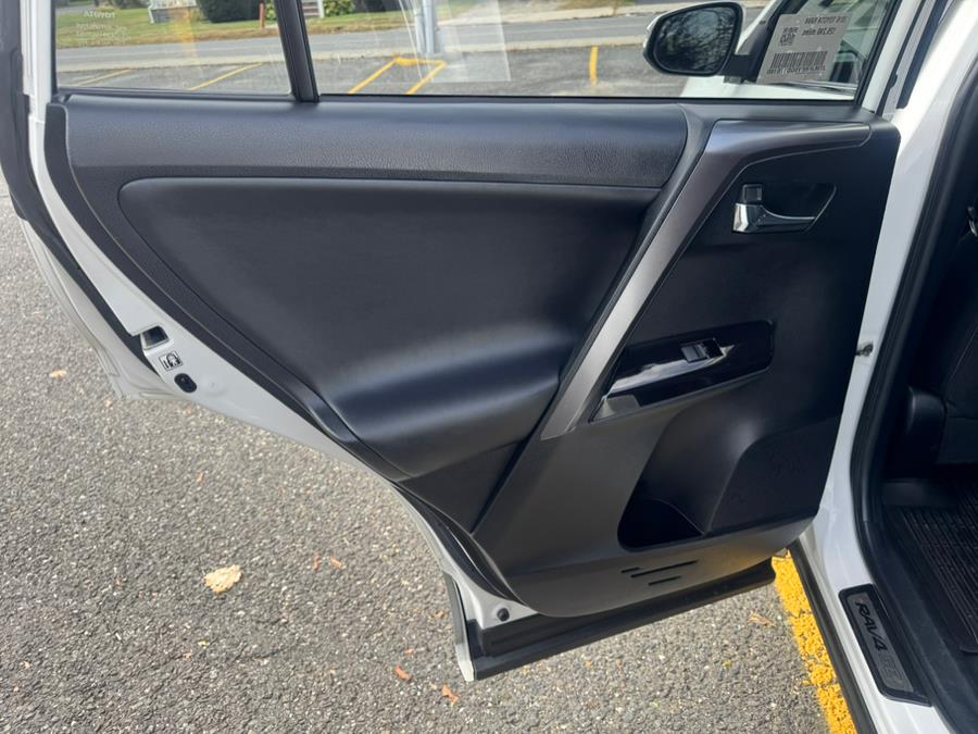 2016 Toyota RAV4 AWD 4dr SE (Natl), available for sale in New Milford, Connecticut | Faustos Auto Body and Repairs LLC. New Milford, Connecticut 2016 Toyota RAV4 AWD 4dr SE (Natl), available for sale in New Milford, Connecticut | Faustos Auto Body and Repairs LLC. New Milford, Connecticut