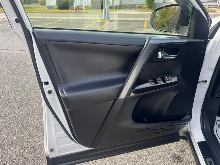 2016 Toyota RAV4 AWD 4dr SE (Natl), available for sale in New Milford, Connecticut | Faustos Auto Body and Repairs LLC. New Milford, Connecticut 2016 Toyota RAV4 AWD 4dr SE (Natl), available for sale in New Milford, Connecticut | Faustos Auto Body and Repairs LLC. New Milford, Connecticut
