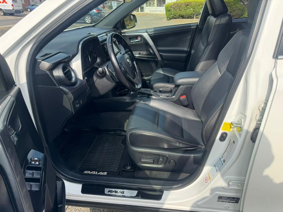 2016 Toyota RAV4 AWD 4dr SE (Natl), available for sale in New Milford, Connecticut | Faustos Auto Body and Repairs LLC. New Milford, Connecticut 2016 Toyota RAV4 AWD 4dr SE (Natl), available for sale in New Milford, Connecticut | Faustos Auto Body and Repairs LLC. New Milford, Connecticut