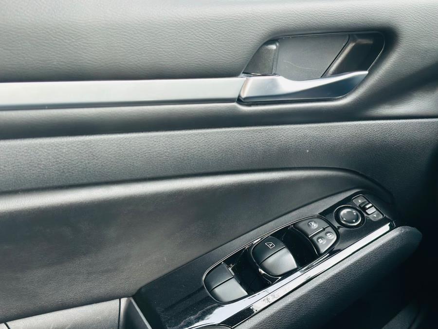 2023 Nissan Altima 2.5 SV Sedan, available for sale in Irvington, New Jersey | Elis Motors Corp. Irvington, New Jersey 2023 Nissan Altima 2.5 SV Sedan, available for sale in Irvington, New Jersey | Elis Motors Corp. Irvington, New Jersey