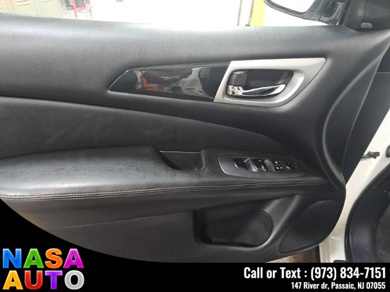 2020 Nissan Pathfinder 4x4 SV, available for sale in Passaic, New Jersey | Nasa Auto. Passaic, New Jersey 2020 Nissan Pathfinder 4x4 SV, available for sale in Passaic, New Jersey | Nasa Auto. Passaic, New Jersey