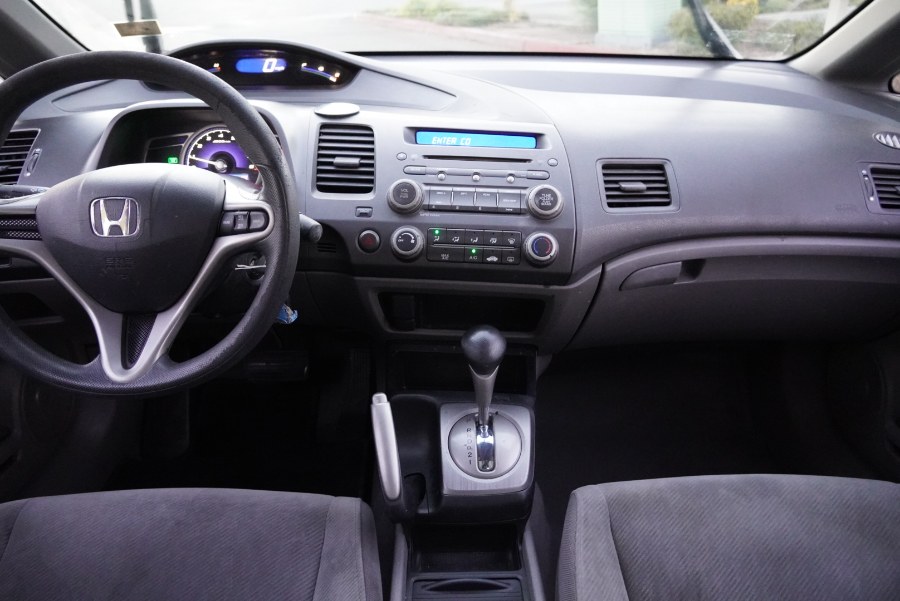 2009 Honda Civic Sdn LX 4dr Auto, available for sale in Riverside, California | Big Timin Motors LLC. Riverside, California 2009 Honda Civic Sdn LX 4dr Auto, available for sale in Riverside, California | Big Timin Motors LLC. Riverside, California