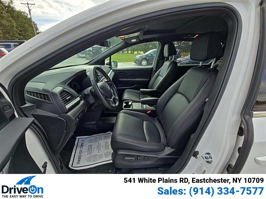 2025 Honda Odyssey photo 4