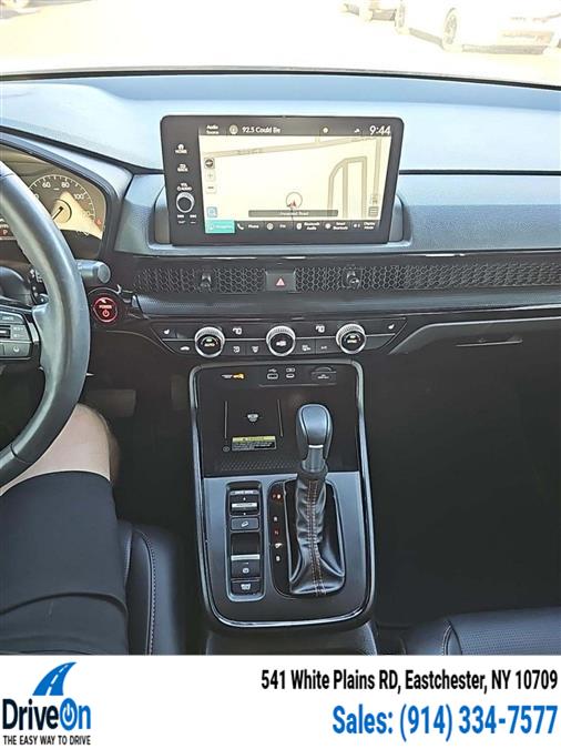2024 Honda CR-V Hybrid Sport Touring photo 4