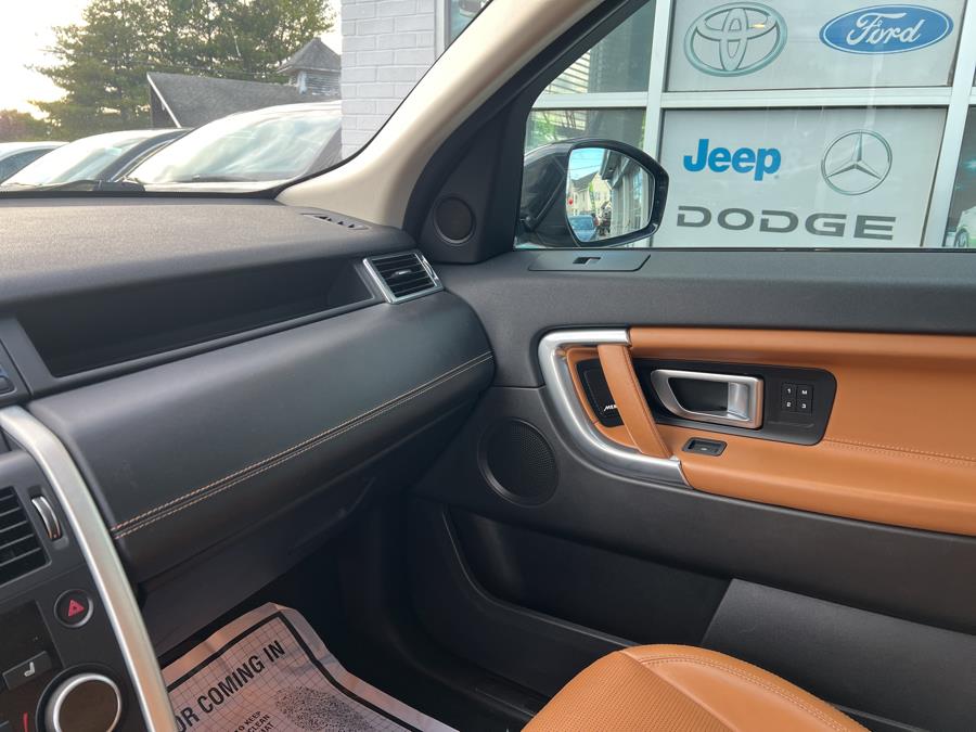 2019 Land Rover Discovery Sport HSE Luxury 4WD, available for sale in Milford, Connecticut | Korhan LLC DBA Superior Motors. Milford, Connecticut 2019 Land Rover Discovery Sport HSE Luxury 4WD, available for sale in Milford, Connecticut | Korhan LLC DBA Superior Motors. Milford, Connecticut