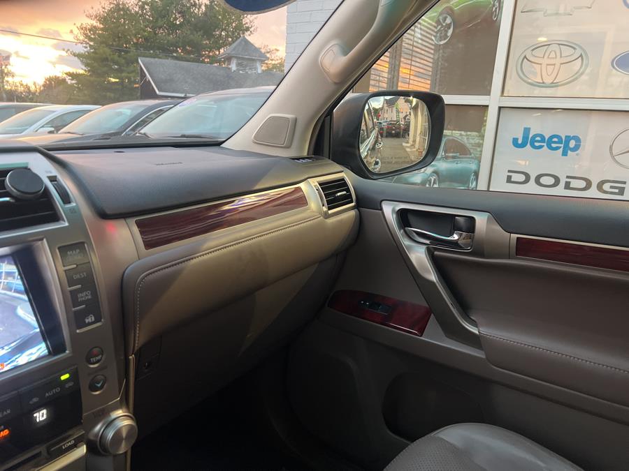 2013 Lexus GX 460 4WD 4dr, available for sale in Milford, Connecticut | Korhan LLC DBA Superior Motors. Milford, Connecticut 2013 Lexus GX 460 4WD 4dr, available for sale in Milford, Connecticut | Korhan LLC DBA Superior Motors. Milford, Connecticut
