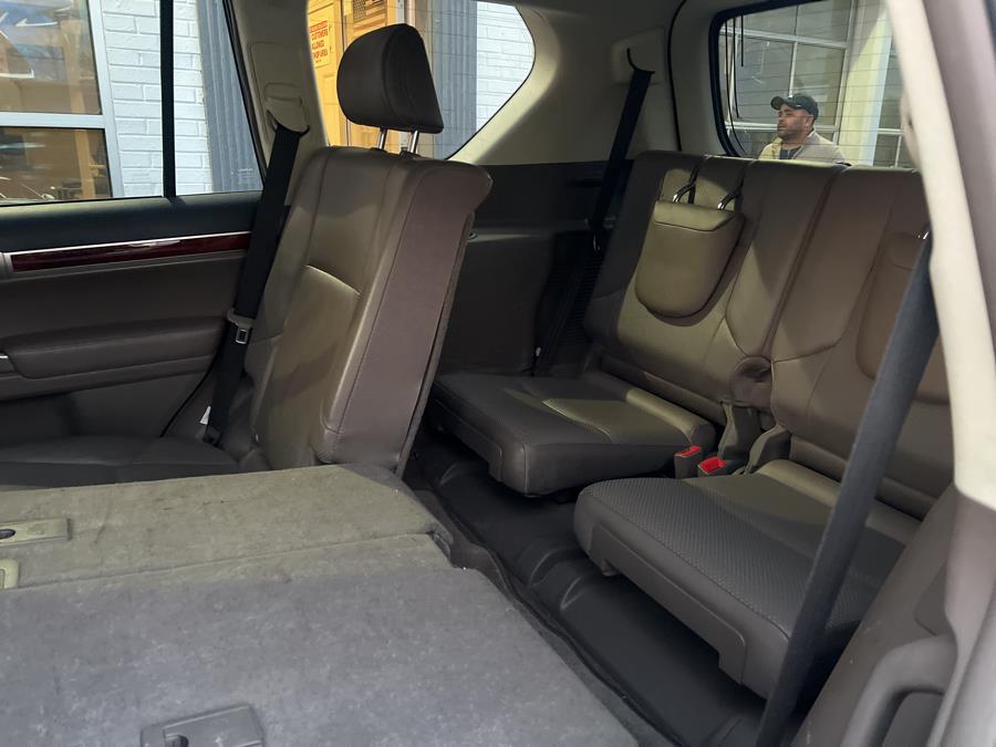 2013 Lexus GX 460 4WD 4dr, available for sale in Milford, Connecticut | Korhan LLC DBA Superior Motors. Milford, Connecticut 2013 Lexus GX 460 4WD 4dr, available for sale in Milford, Connecticut | Korhan LLC DBA Superior Motors. Milford, Connecticut