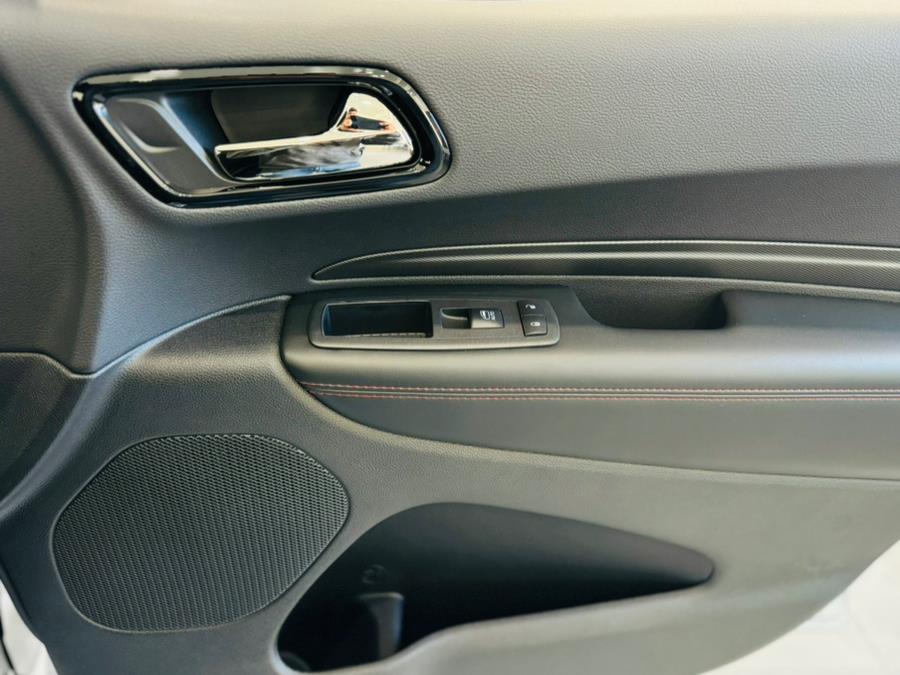 2025 Dodge Durango GT AWD, available for sale in Franklin Sq, New York | Long Island Auto Center. Franklin Sq, New York 2025 Dodge Durango GT AWD, available for sale in Franklin Sq, New York | Long Island Auto Center. Franklin Sq, New York