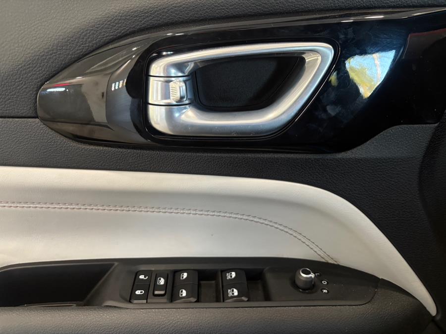 2025 Jeep Compass Limited 4x4, available for sale in Franklin Sq, New York | Long Island Auto Center. Franklin Sq, New York 2025 Jeep Compass Limited 4x4, available for sale in Franklin Sq, New York | Long Island Auto Center. Franklin Sq, New York