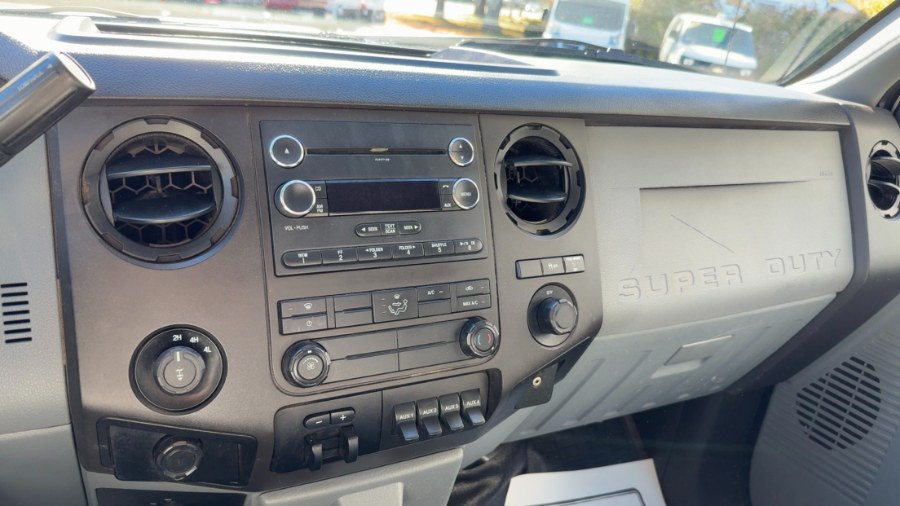 2015 Ford Super Duty F-250 SRW 4WD SuperCab 142" XL, available for sale in Waterbury, Connecticut | West End Automotive Center. Waterbury, Connecticut 2015 Ford Super Duty F-250 SRW 4WD SuperCab 142" XL, available for sale in Waterbury, Connecticut | West End Automotive Center. Waterbury, Connecticut