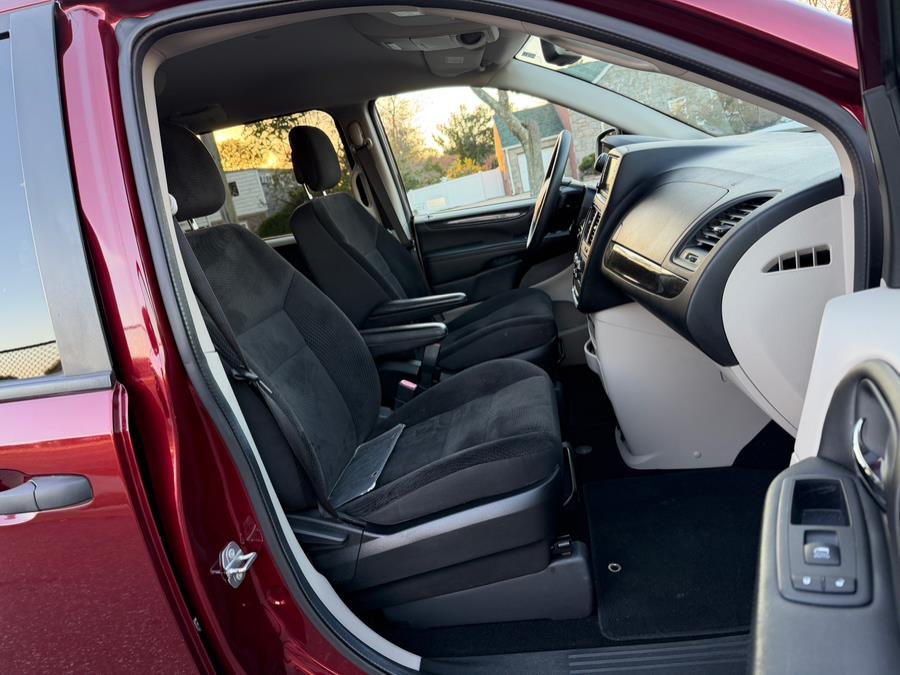 2019 Dodge Grand Caravan SE Wagon, available for sale in Copiague, New York | Great Deal Motors. Copiague, New York 2019 Dodge Grand Caravan SE Wagon, available for sale in Copiague, New York | Great Deal Motors. Copiague, New York