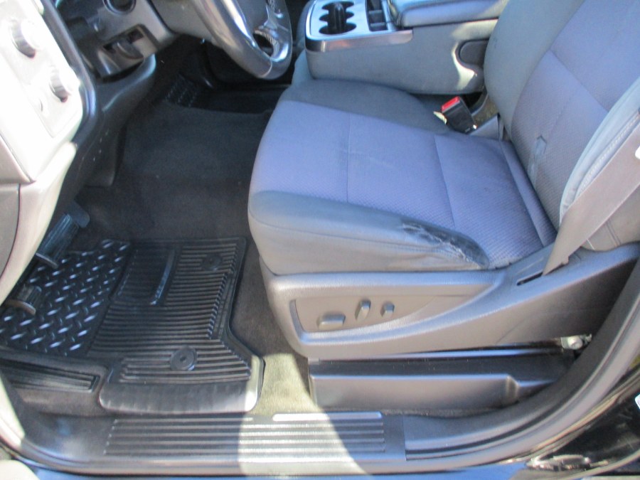 2015 Chevrolet Silverado 2500HD Built After Aug 14 4WD Double Cab 144.2" LT, available for sale in Suffield, Connecticut | Suffield Auto LLC. Suffield, Connecticut 2015 Chevrolet Silverado 2500HD Built After Aug 14 4WD Double Cab 144.2" LT, available for sale in Suffield, Connecticut | Suffield Auto LLC. Suffield, Connecticut