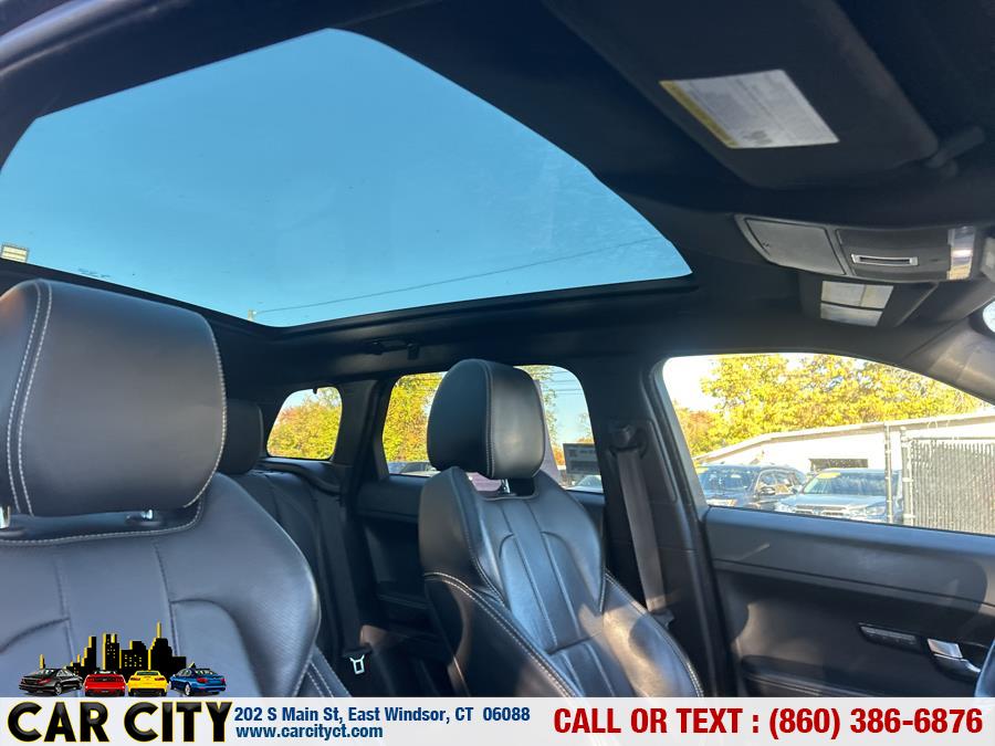2014 Land Rover Range Rover Evoque 5dr HB Prestige, available for sale in East Windsor, Connecticut | Car City LLC. East Windsor, Connecticut 2014 Land Rover Range Rover Evoque 5dr HB Prestige, available for sale in East Windsor, Connecticut | Car City LLC. East Windsor, Connecticut
