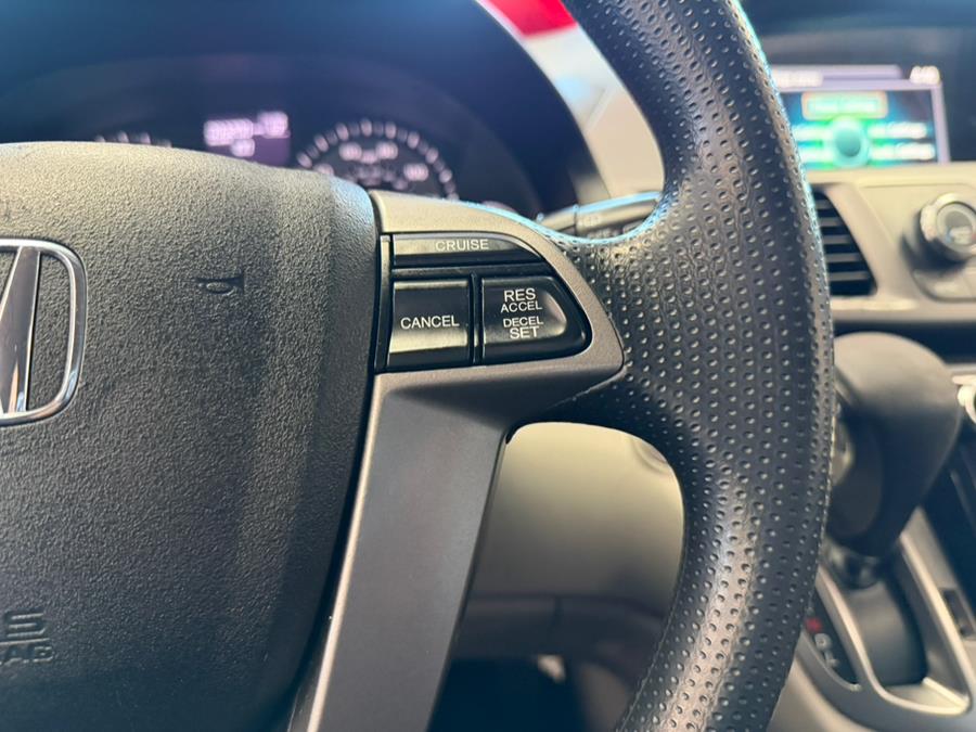 2016 Honda Odyssey 5dr SE, available for sale in Inwood, New York | 5 Towns Drive. Inwood, New York 2016 Honda Odyssey 5dr SE, available for sale in Inwood, New York | 5 Towns Drive. Inwood, New York