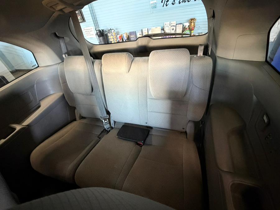 2016 Honda Odyssey 5dr SE, available for sale in Inwood, New York | 5 Towns Drive. Inwood, New York 2016 Honda Odyssey 5dr SE, available for sale in Inwood, New York | 5 Towns Drive. Inwood, New York