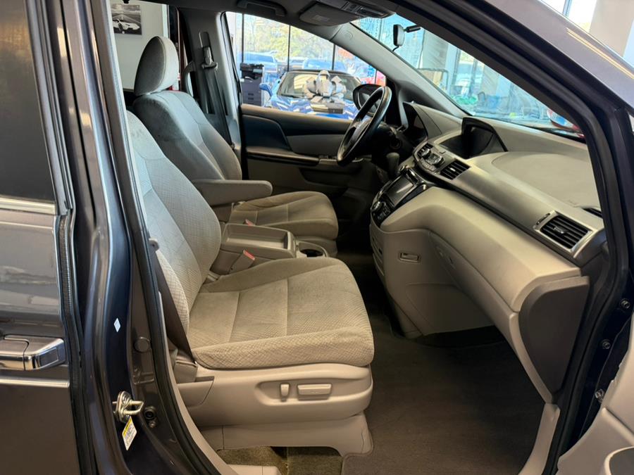 2016 Honda Odyssey 5dr SE, available for sale in Inwood, New York | 5 Towns Drive. Inwood, New York 2016 Honda Odyssey 5dr SE, available for sale in Inwood, New York | 5 Towns Drive. Inwood, New York