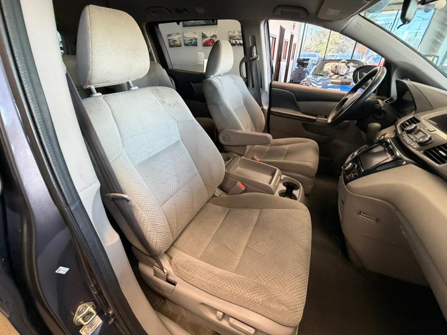 2016 Honda Odyssey 5dr SE, available for sale in Inwood, New York | 5 Towns Drive. Inwood, New York 2016 Honda Odyssey 5dr SE, available for sale in Inwood, New York | 5 Towns Drive. Inwood, New York